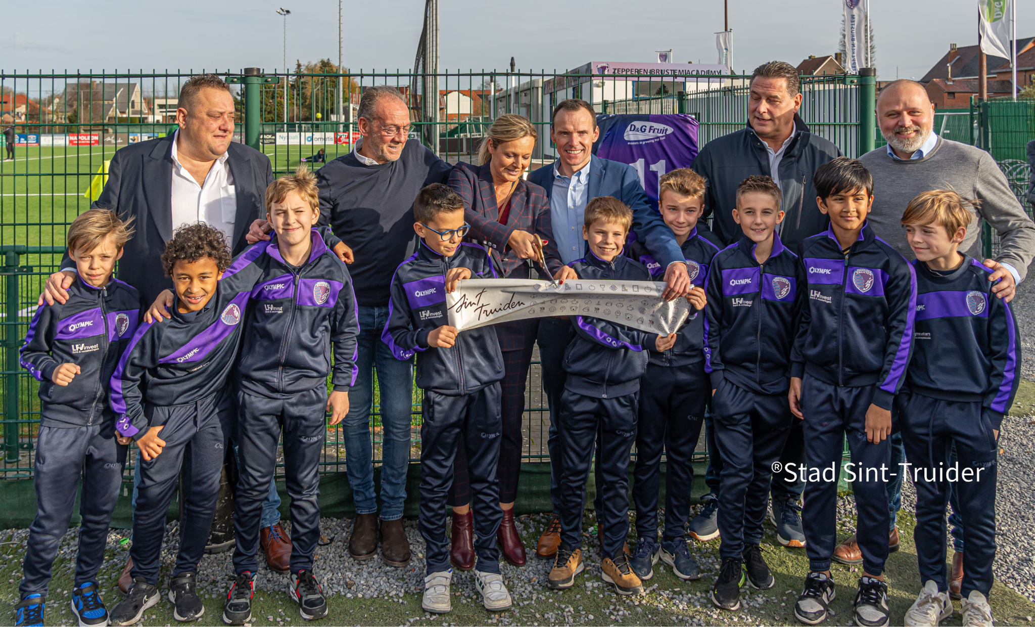 Vernieuwd en verbreed kunstgrasveld KVV Zepperen-Brustem officieel geopend