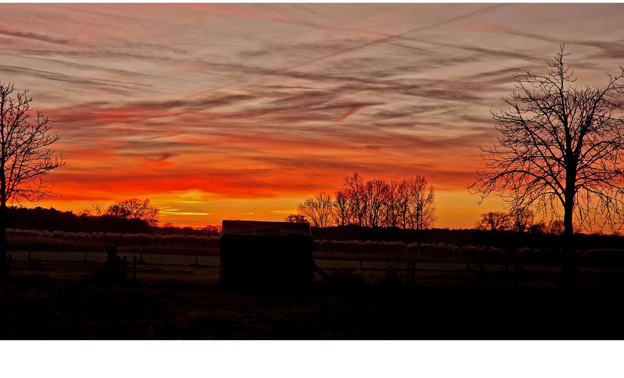 Prachtige zonsondergang op vrijdag