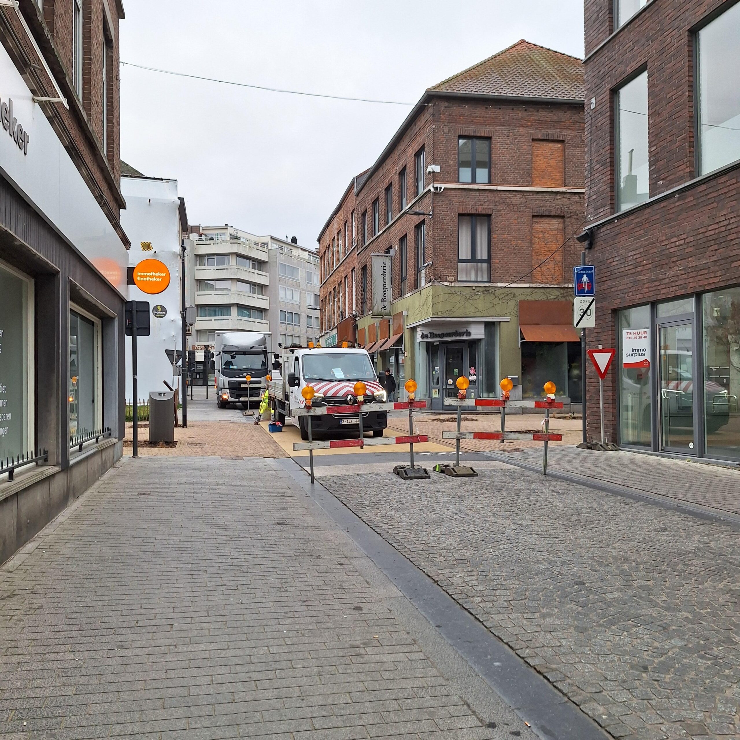 Burgemeester legt werkzaamheden in Stapelstraat stil